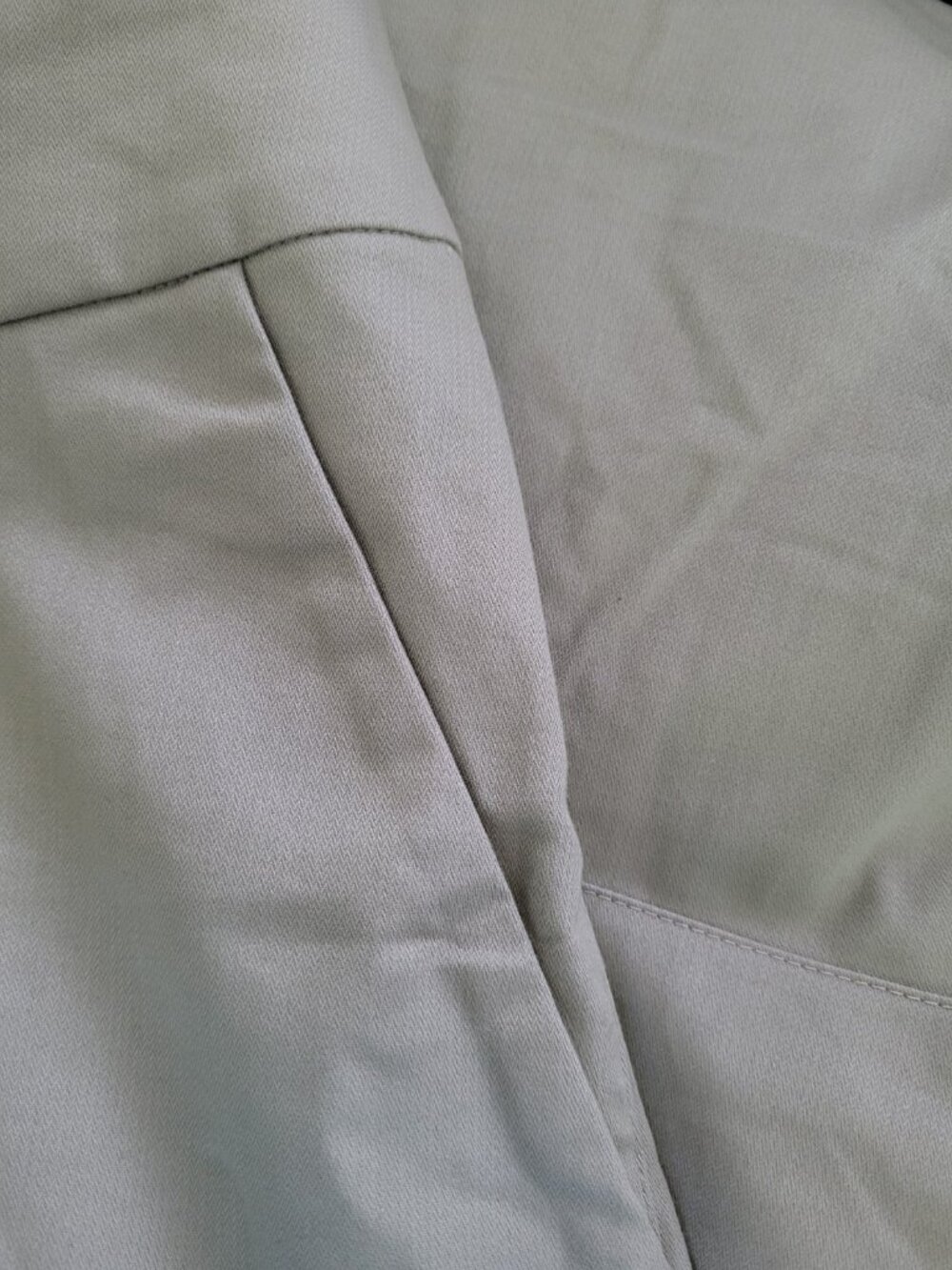 Arc’teryx Women’s Khaki Straight Leg Crop Pants Trim Fit Size 12 NWOT - Picture 9 of 9